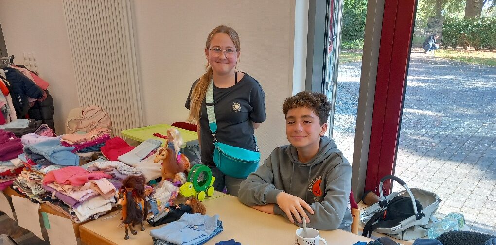 Großer Erfolg beim Second-Hand-Verkauf des Fördervereins Kita Feldkirchen